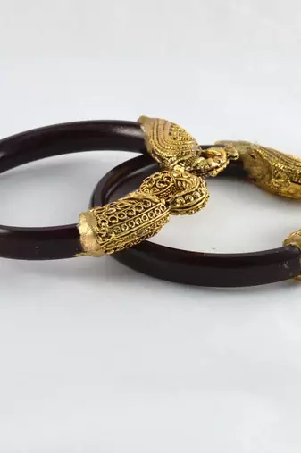 Attractive Stretchable Bangles 21Cut Colour Maroon