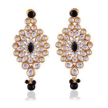 Youthful Black Stone Kundan Gold Finishing Dangle Earrings 1