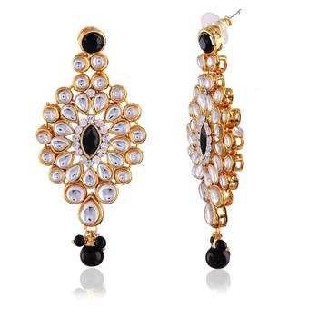 Youthful Black Stone Kundan Gold Finishing Dangle Earrings 2