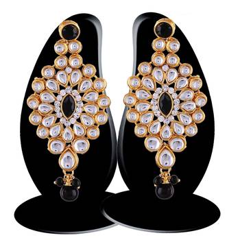 Youthful Black Stone Kundan Gold Finishing Dangle Earrings 3
