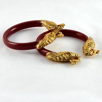 Acrylic Stretchable Bangles 21Cut Colour Red 1