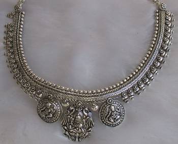 Oxidised nacklace 1