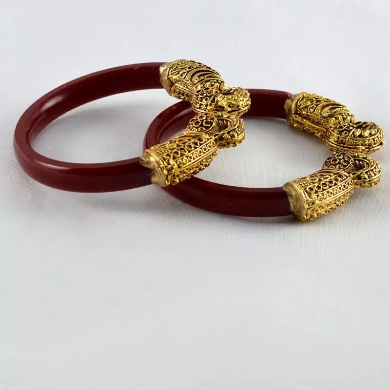 ElegantStretchable Bangles 21Cut Colour Red