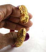 Sizzling Stretchable Bangles 21Cut Kara  Colour Red