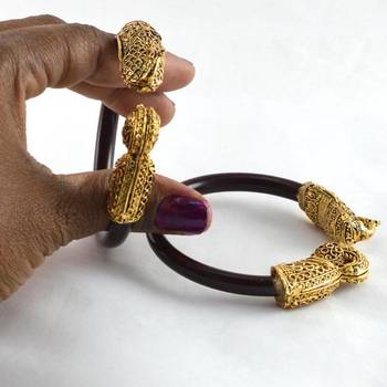 Traditional  Stretchable Bangles Colour Maroon 2