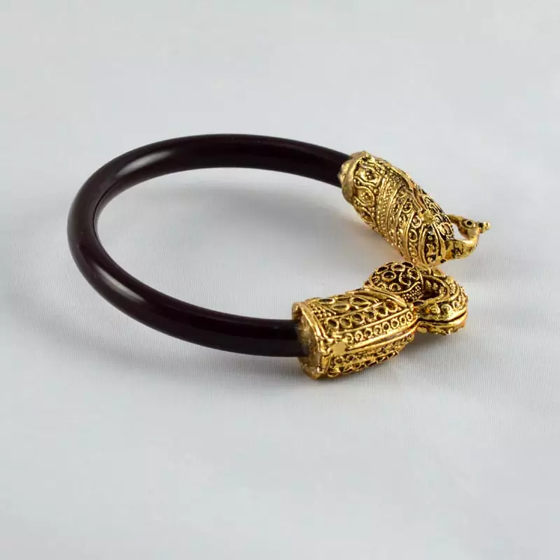 Designer Stretchable Bangles Colour Maroon