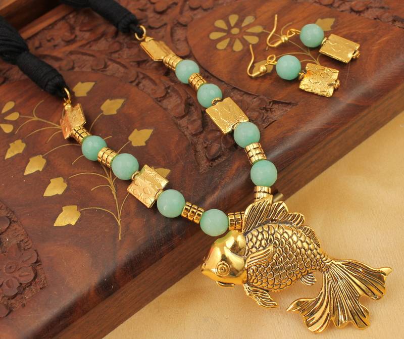 Beautiful Handmade Black Blue Necklace Set