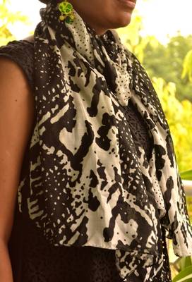 Designer quirky trendy printed multicolour scarf 1