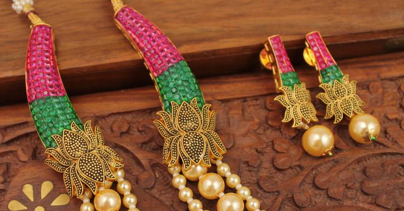 Royal Semiprecious Ruby Emerald Bridal Lotus Necklace Set