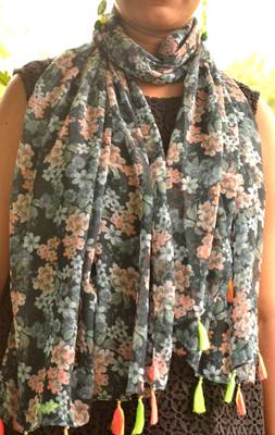 Designer quirky trendy printed multicolour scarf 3