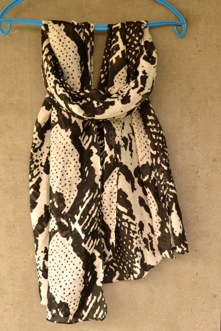 Designer quirky trendy printed multicolour scarf