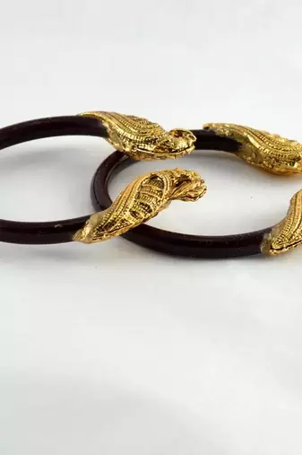 Classy Stretchable Bangles Colour Maroon