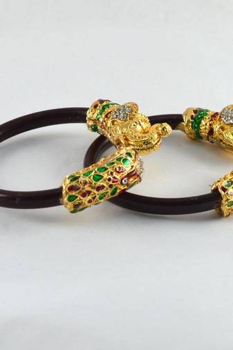Attractive Stretchable Bangles Colour Maroon