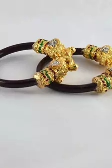 Beautiful stretchable bangles colour maroon 