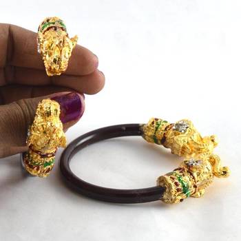 Beautiful stretchable bangles colour maroon  2