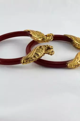 Striking Stretchable Bangles Kara Colour Red