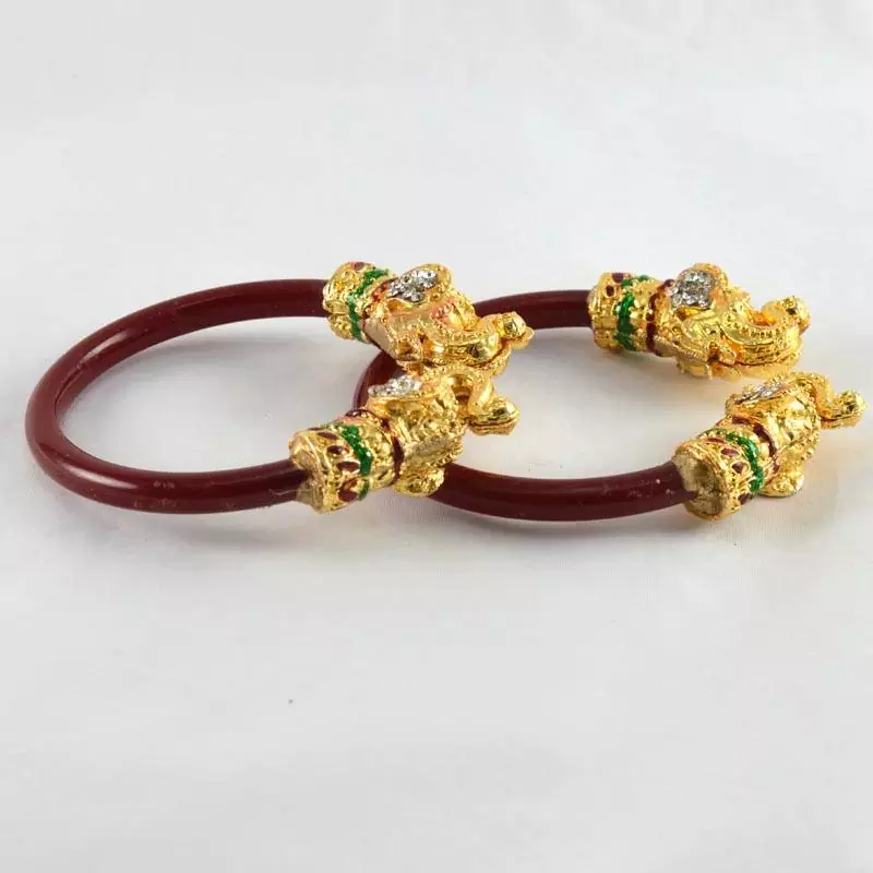 Amazing Stretchable Bangles Colour Red