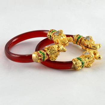 Marvellous Stretchable Bangles 21Cut Trans Red 1