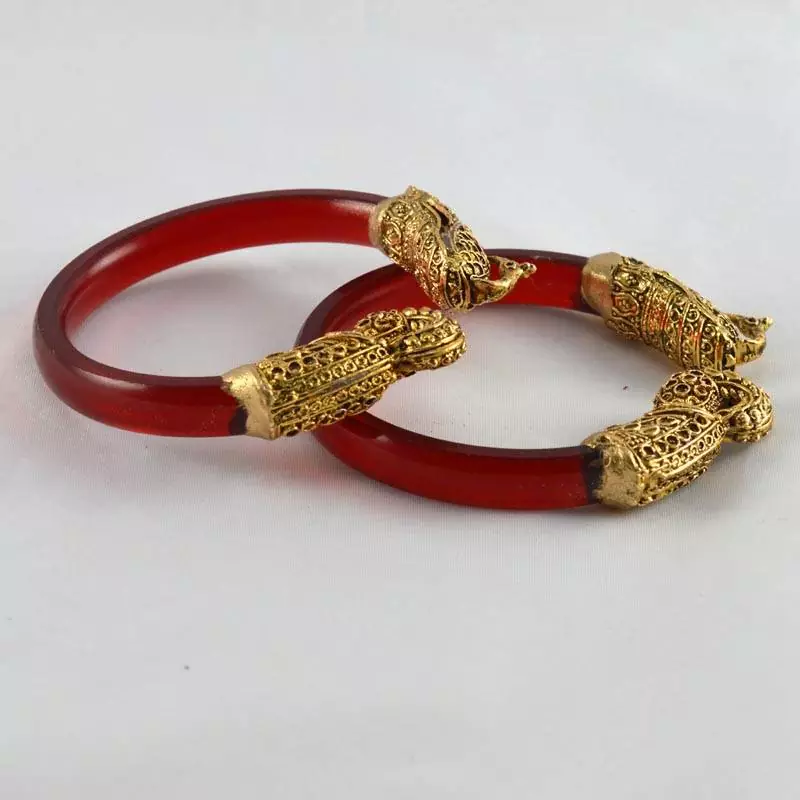 Sizzling Stretchable Bangles 21Cut Trans  Red