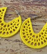 Smart yellow Web hoops
