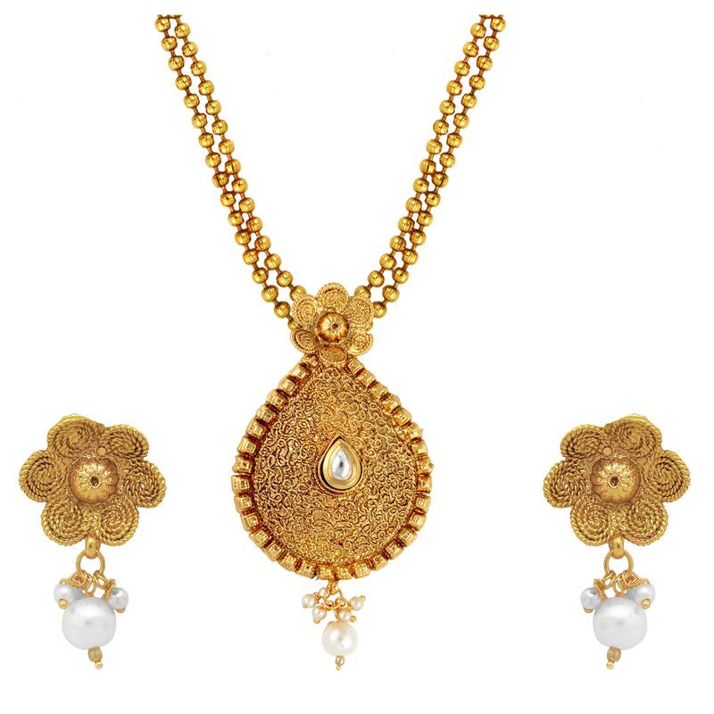white kundan pendants