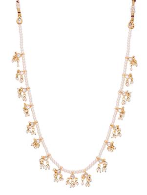 Kundan And Pearls Elegant Single Line Necklace 1