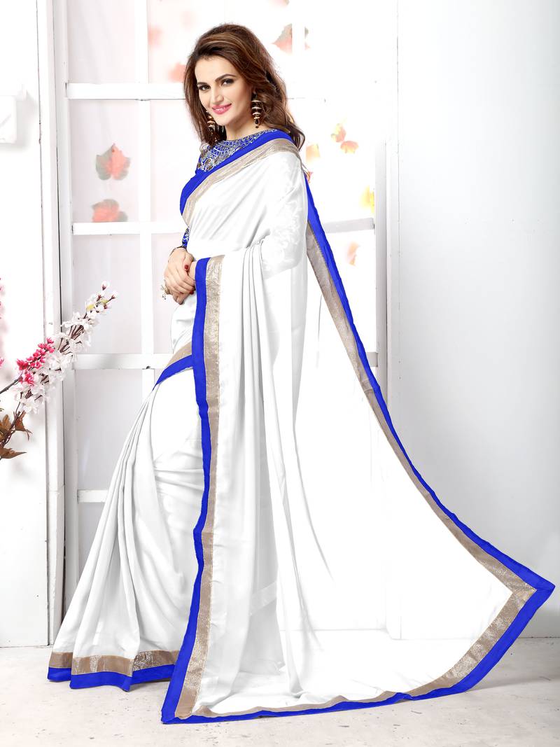 White plain chiffon saree with blouse