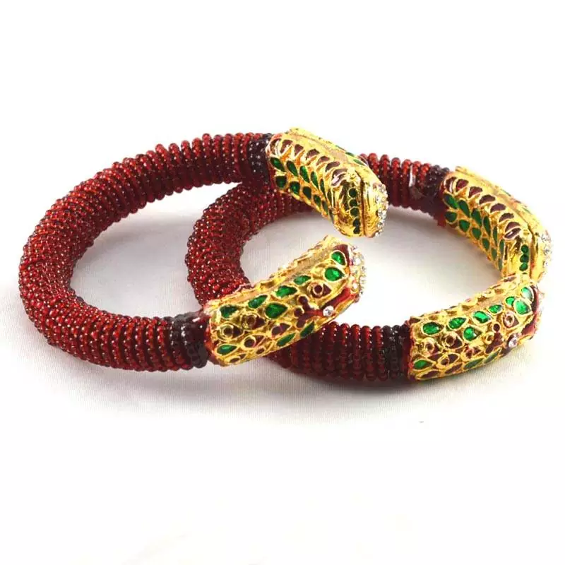 Sizzling Stretchable Bangles