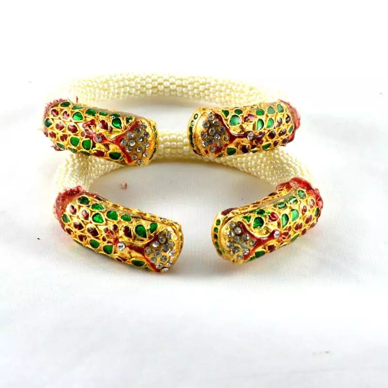 Vibrant Stretchable Bangles