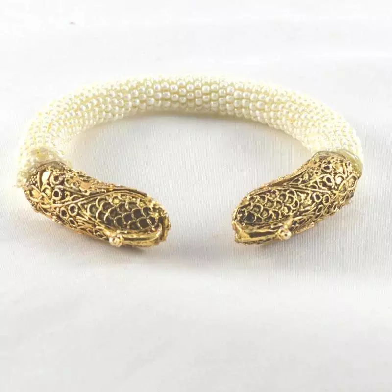 Alluring Stretchable Bangles