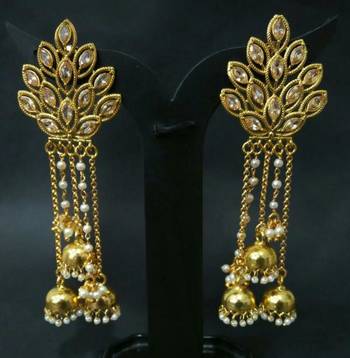 Royal and elegant rajwadi pearl jhumki earring jewelry 1