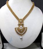 Golden White drop pendant necklace set