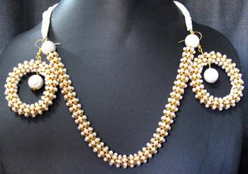 Golden white pearl ajgar necklace set 1