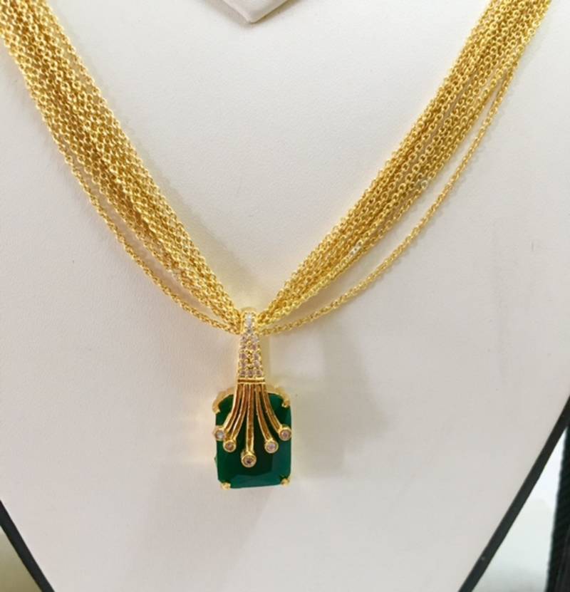 Gold and green Pendant set