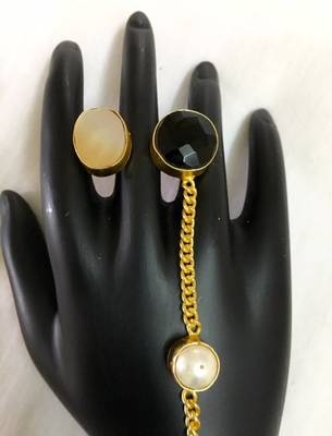 Hand harness for women 3