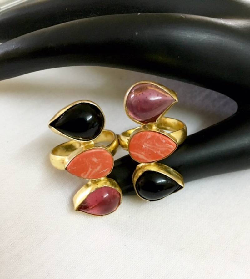 Stylish finger ring for women