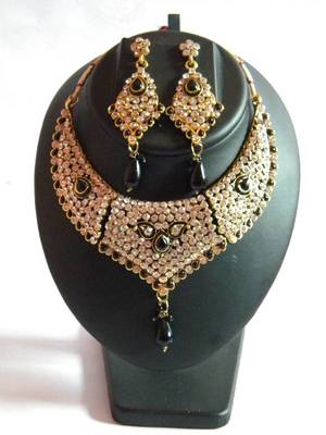 bridal set- get free maangtika 1