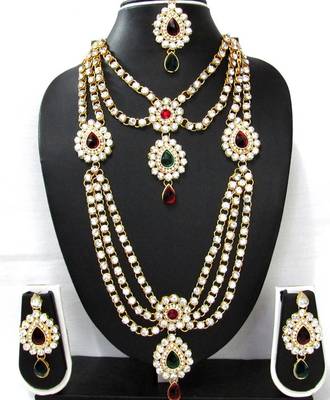 Maroon Green Stone kundan bridal necklace set 2