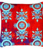 Charming flower motif cushion cover