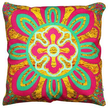 Delicate flower motif cushion cover 1