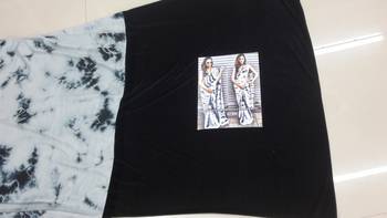 Black And White Embroidered Silk Print Saree With Blouse 2