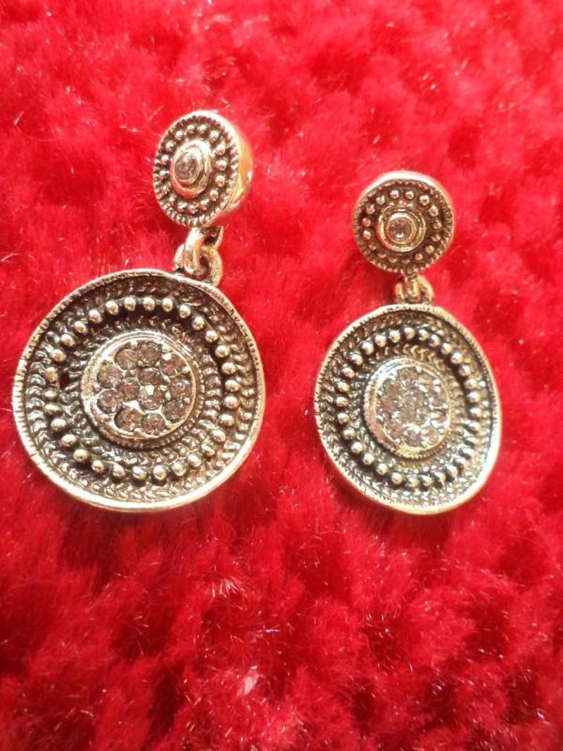 Silver Finish Necklace Set