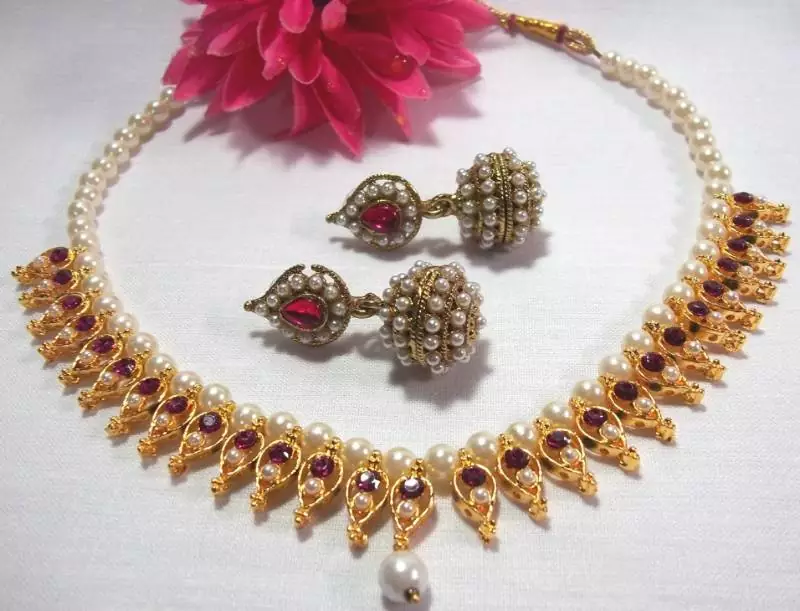 Magenta Pearl Gota Necklace Set
