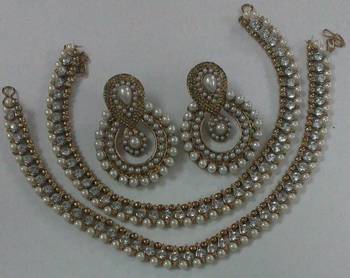 Pearl & Only Pearl 1