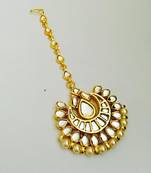 Golden Kundan Work Pearl Maang Tikka