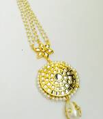 Golden Kundan Work Pearl Maang Tikka