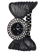 New Fashion Casual Black color stylist Women's wear Quartz Wristwatch
