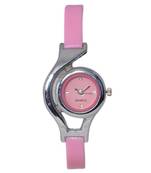 New Fashion pink color stylist women's wear rubber strap Quartz Wristwatch