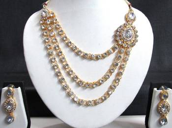 One Side Big Brooch Lovely Wedding Necklace Set 1