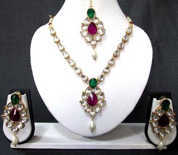White Drop Pink and Green Stone Necklace Set 1
